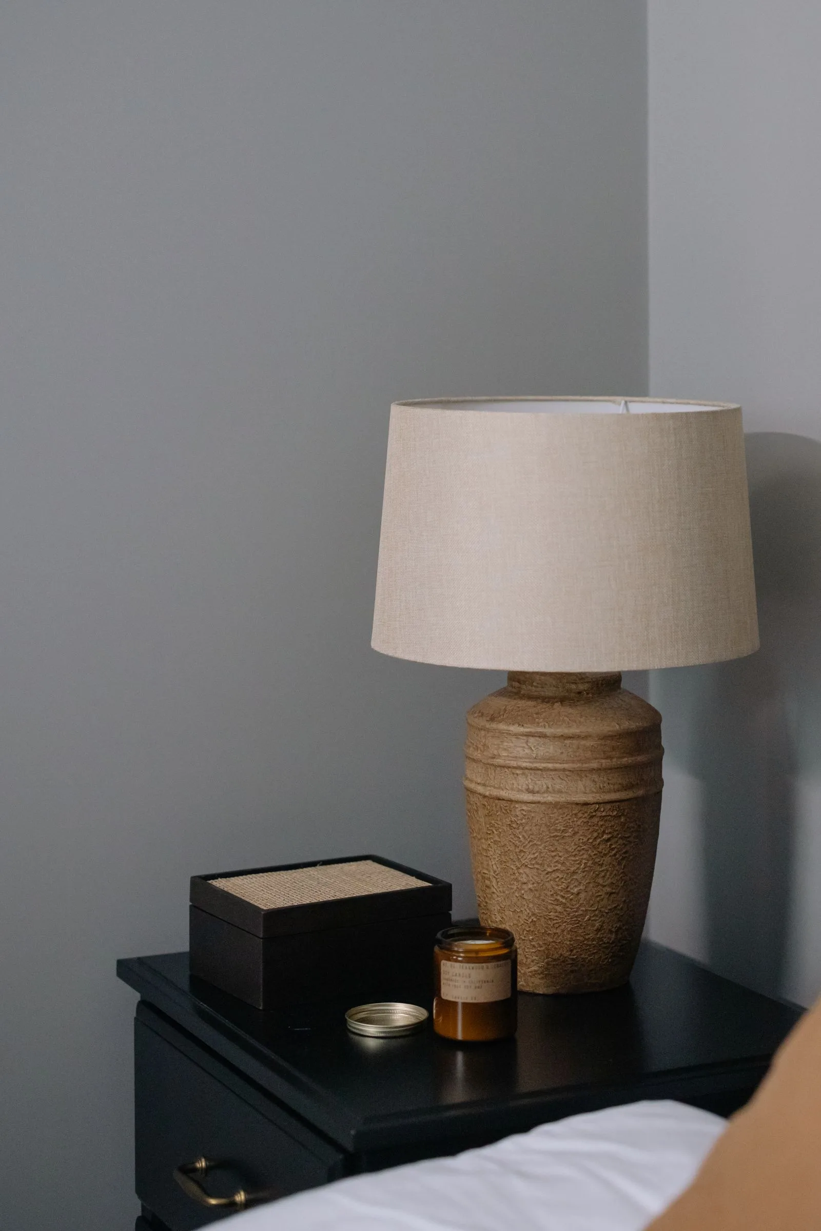 clay table lamp