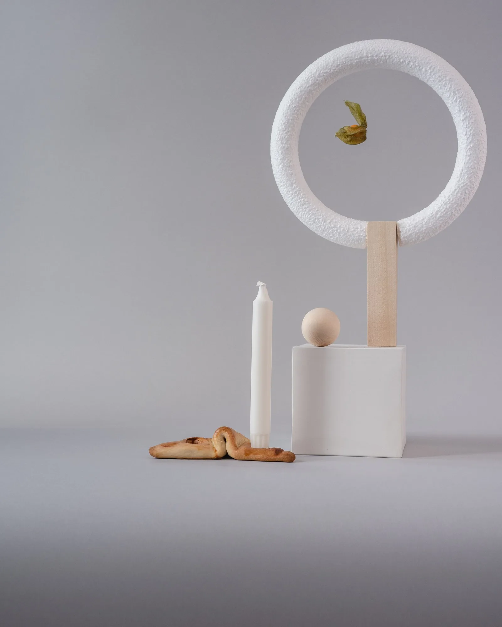 sculpt candle stand