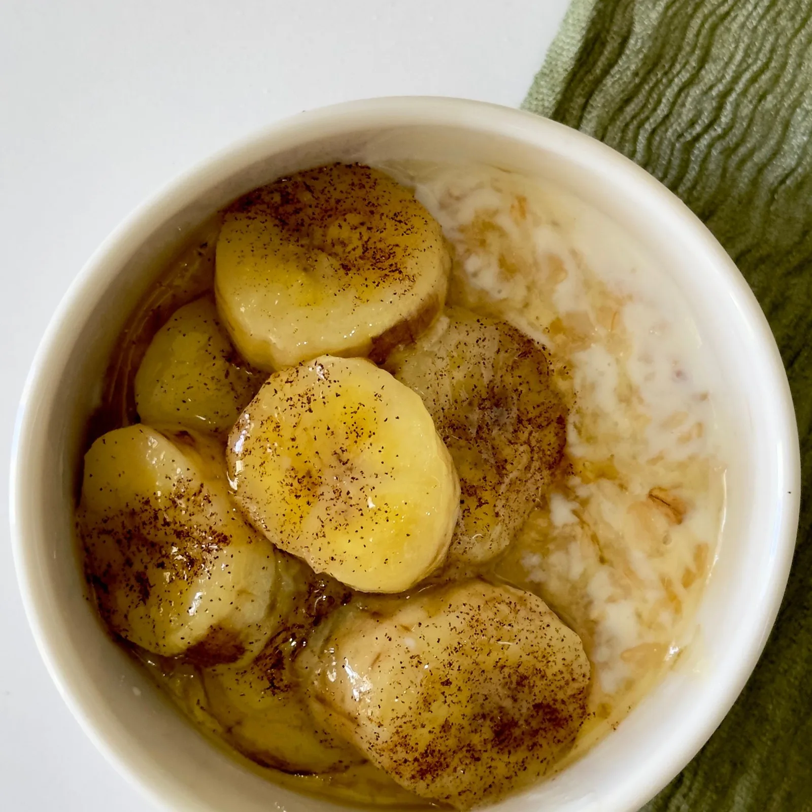 banana cinnamon oats