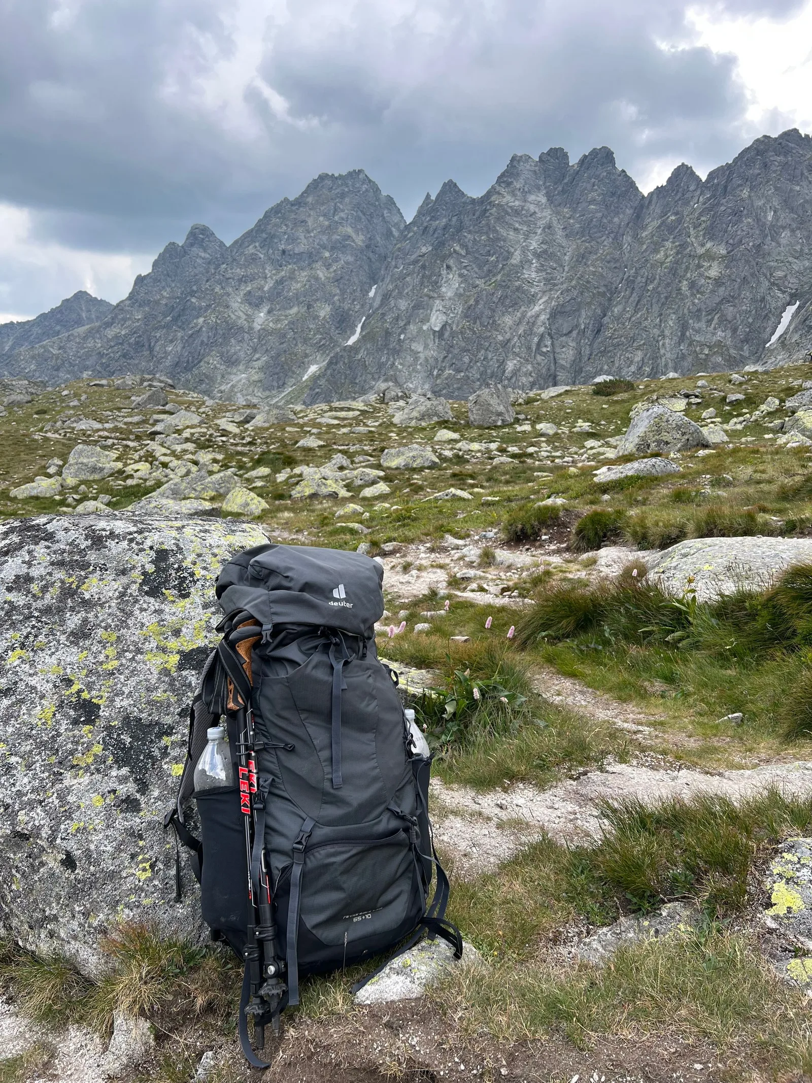 trekking backpack 50l
