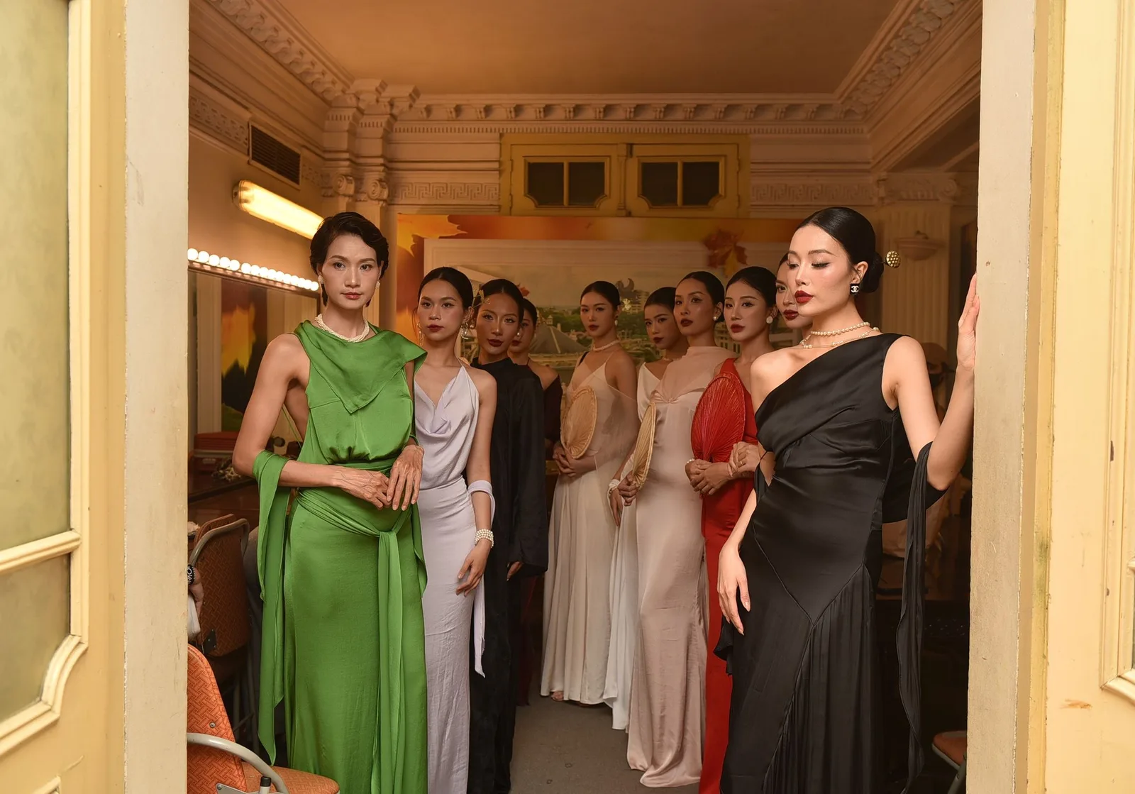 Five things to know before you buy an evening dress