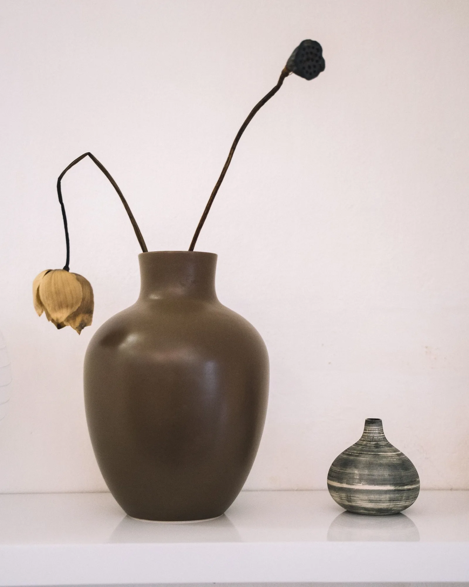 umber vase