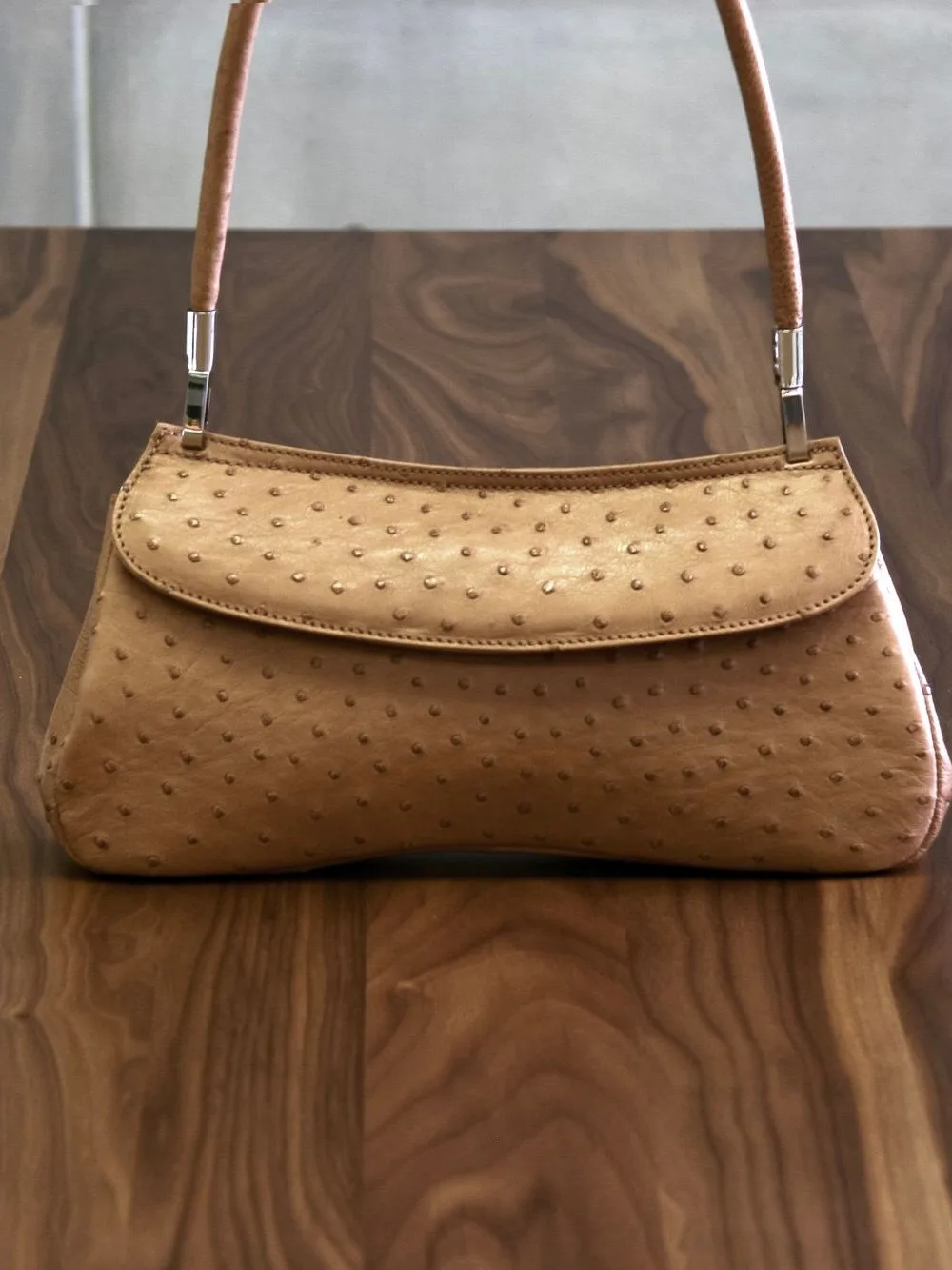 ostrich clutch