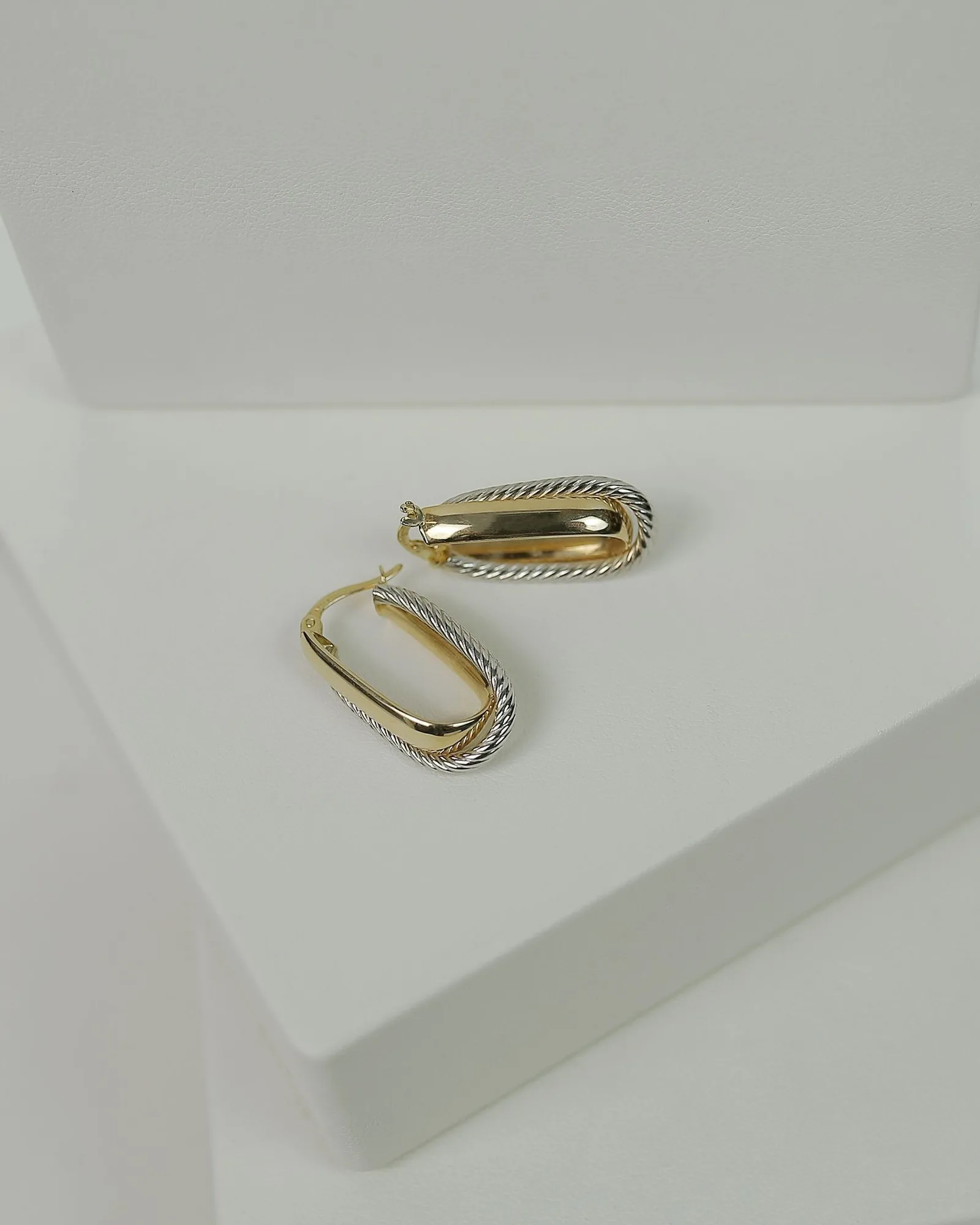 oval link hoops
