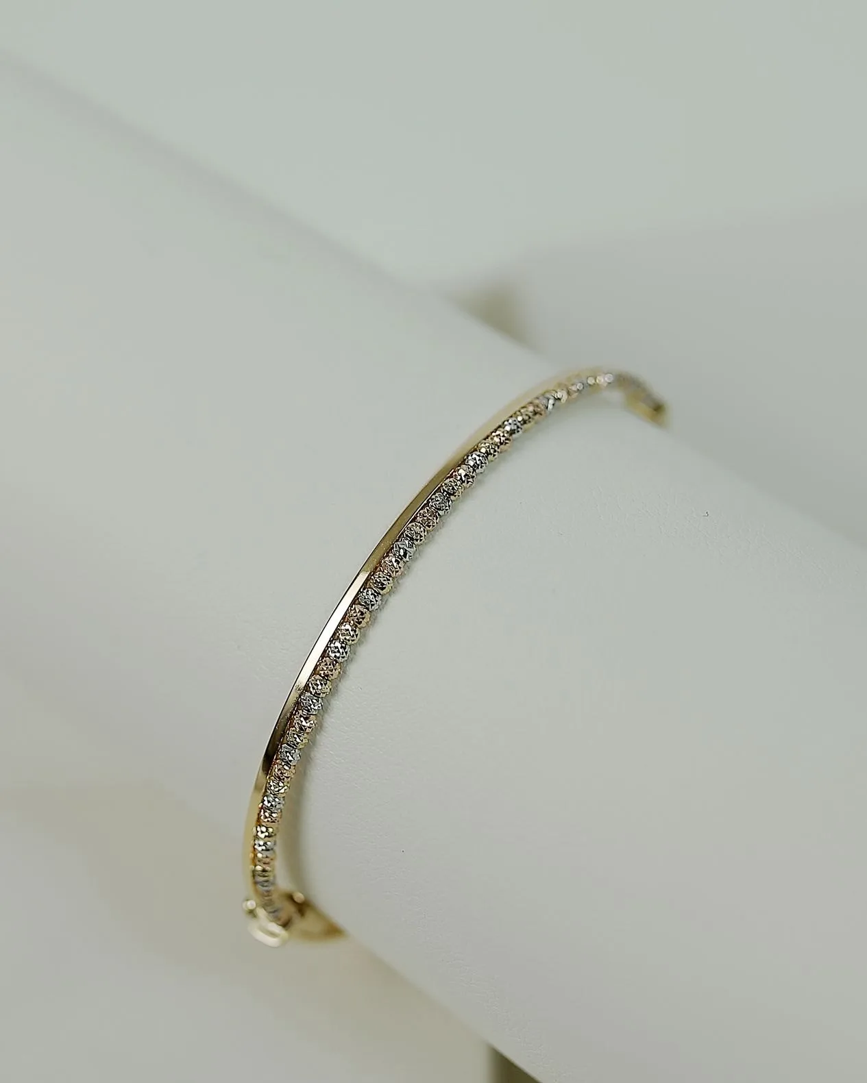 tennis bracelet