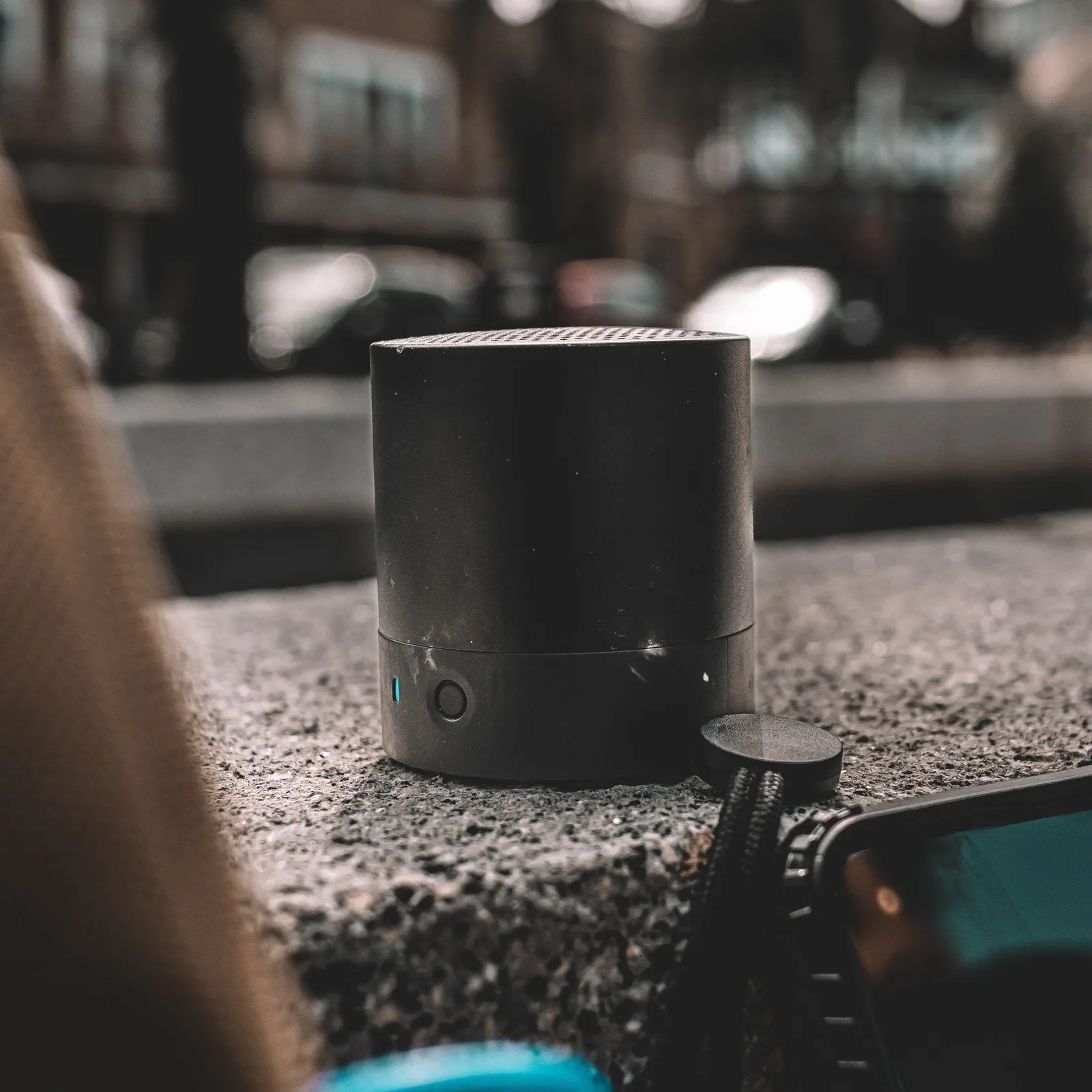 cylinder speaker