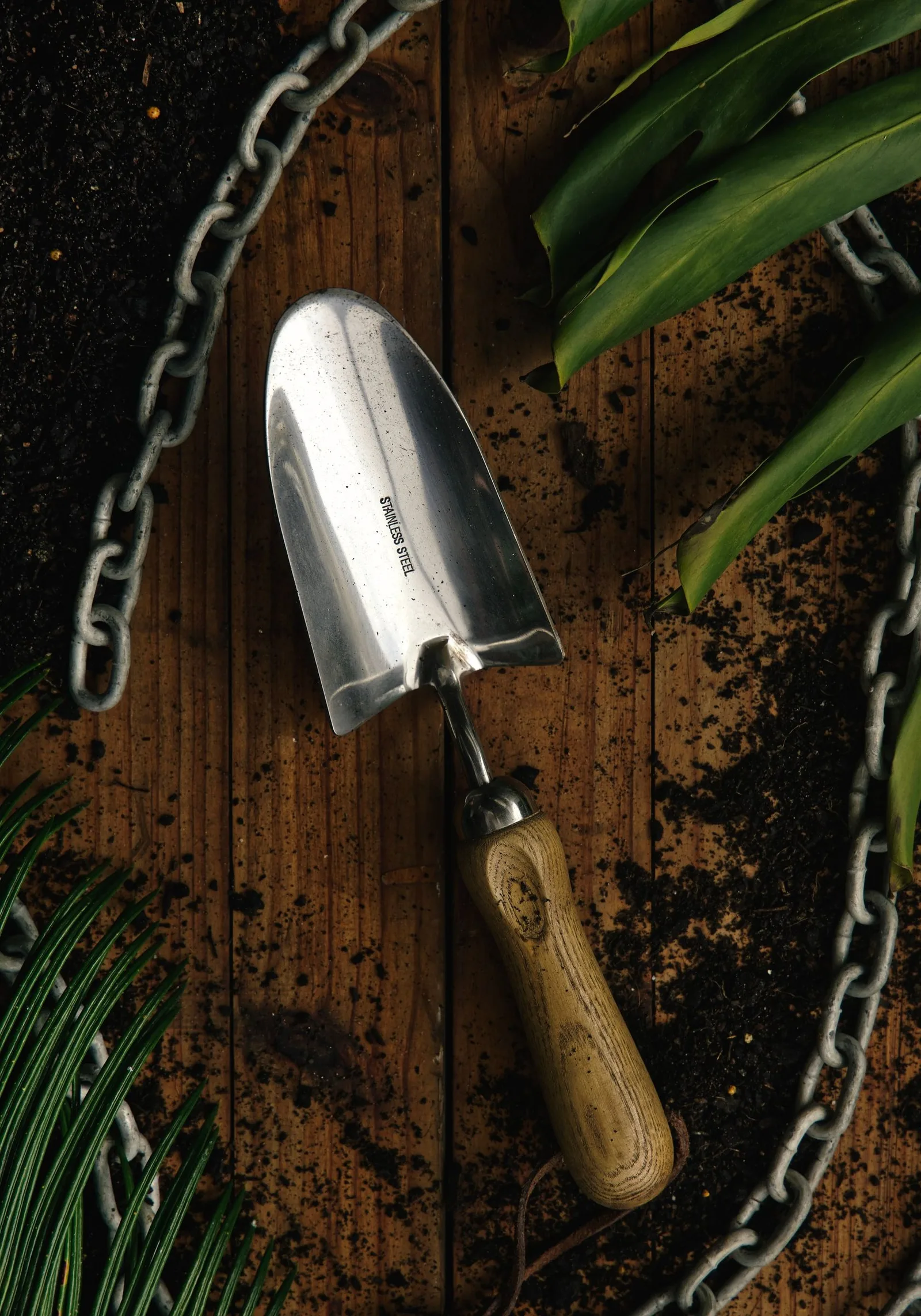 hand trowel