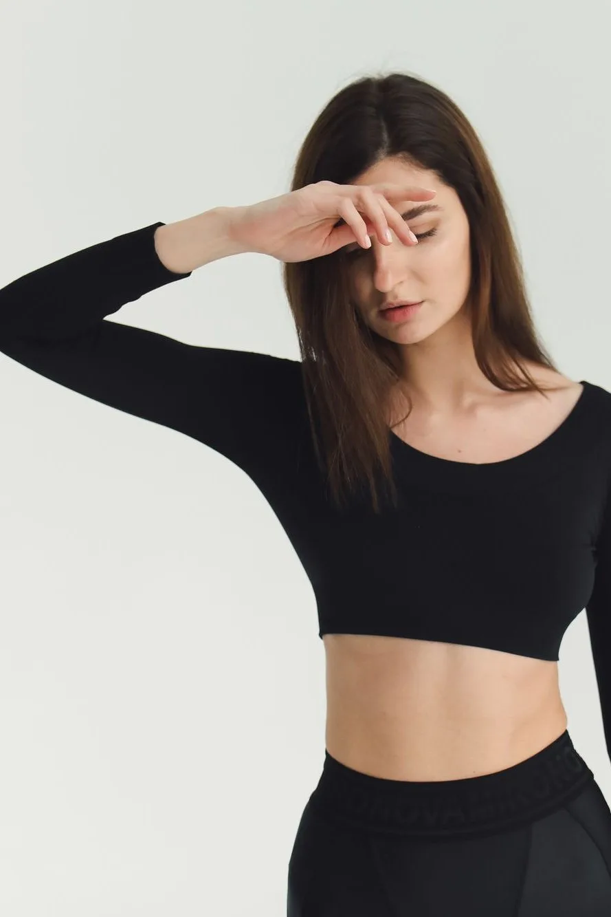 ribbed long sleeve crop