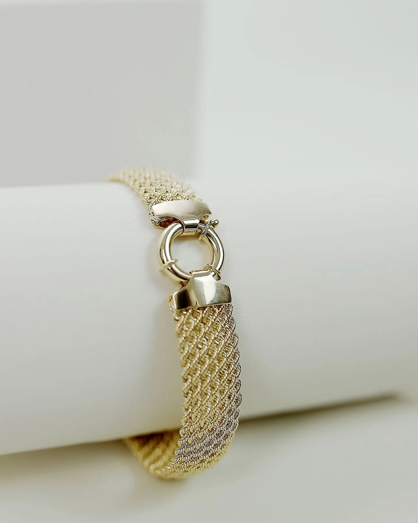 ring clasp bracelet