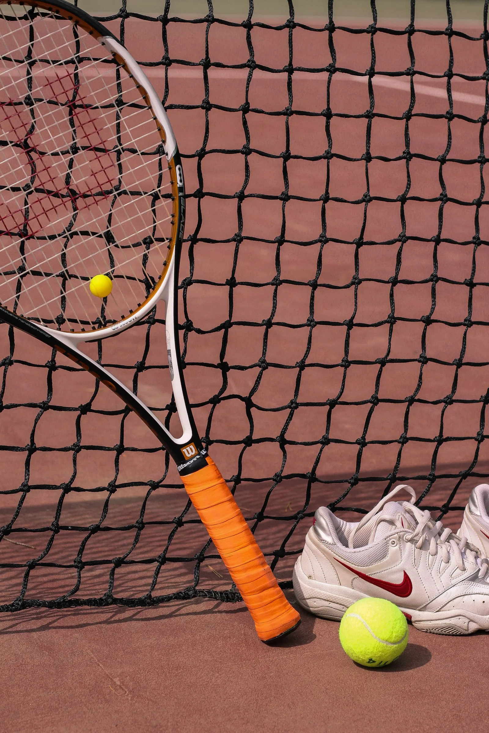 tennis racket