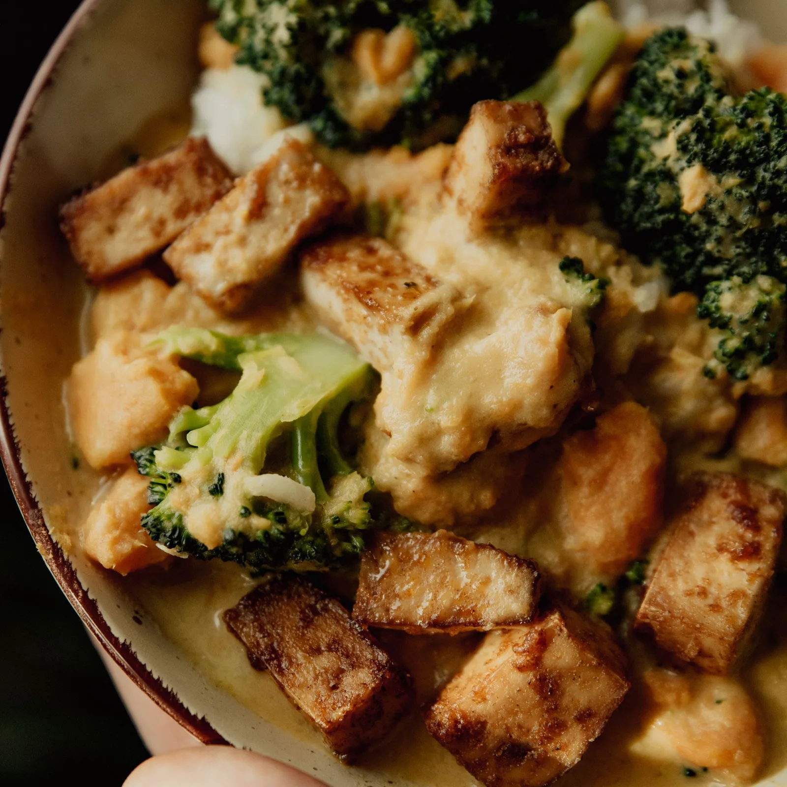 tofu broccoli bowl