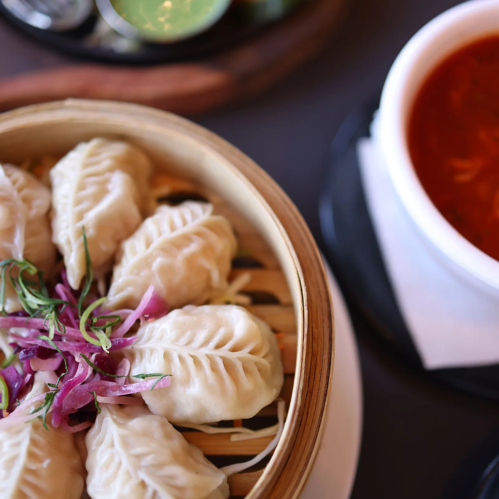 steamed momos