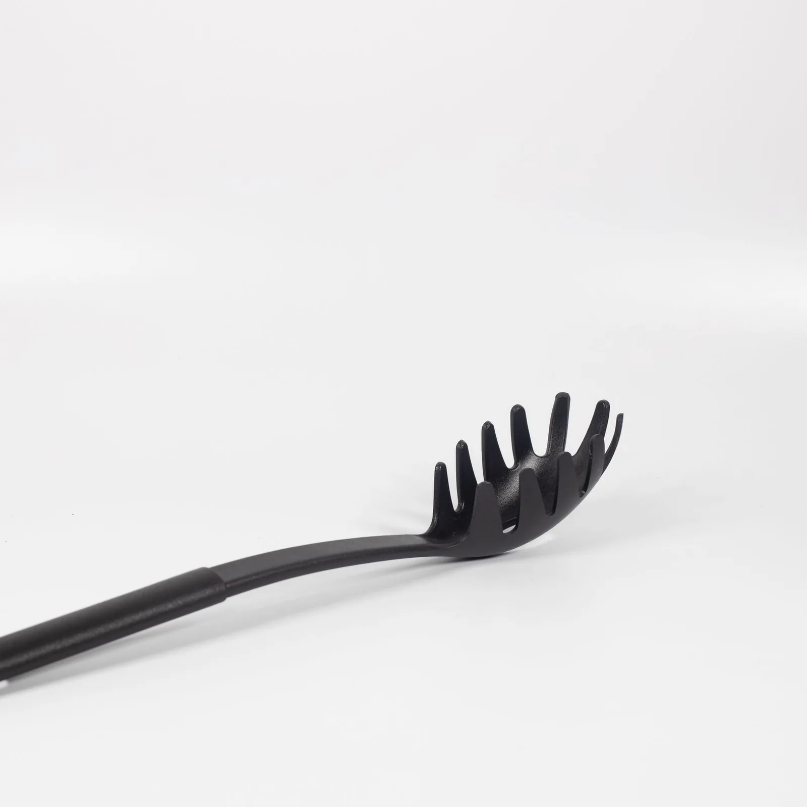 pasta server